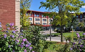 Residence & Conference Centre - Oakville